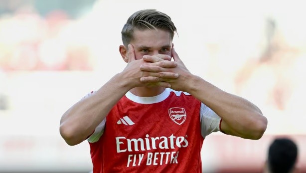Gyokeres đã ghi bàn thắng đầu tiên cho Arsenal. 