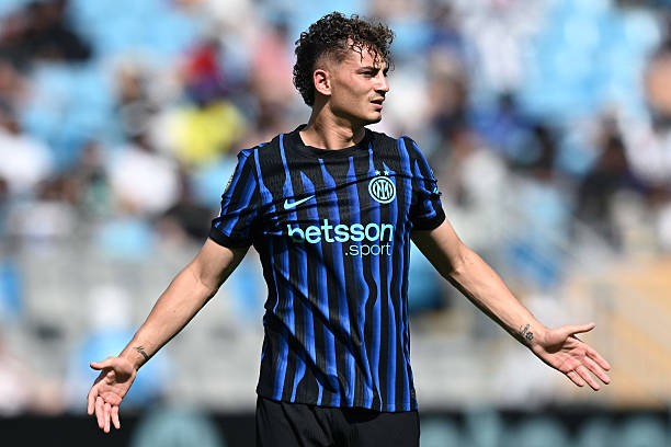 Sebastiano Esposito cần phải rời Inter để phát triển.