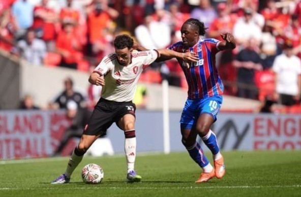 Liverpool không thể vượt qua Crystal Palace sau 90 phút.