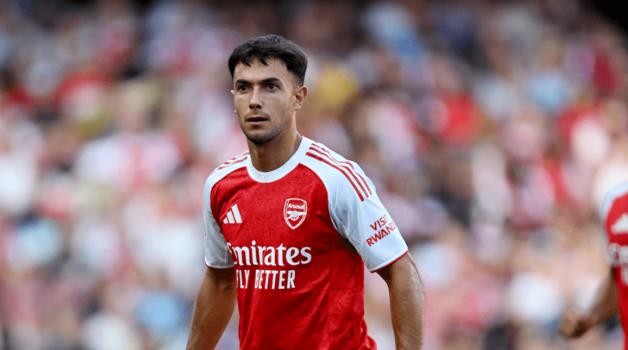 Zubimendi sẽ giúp hàng tiền vệ Arsenal có thêm chiều sâu.