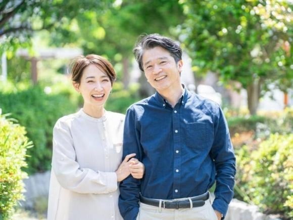 “Tình yêu đâu chỉ là những lời hứa rộn ràng,” chị Hân mỉm cười.