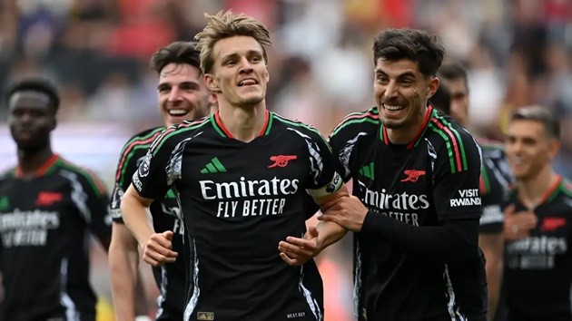 Arsenal đang rất quyết tâm giành ngôi vô địch Ngoại hạng Anh.