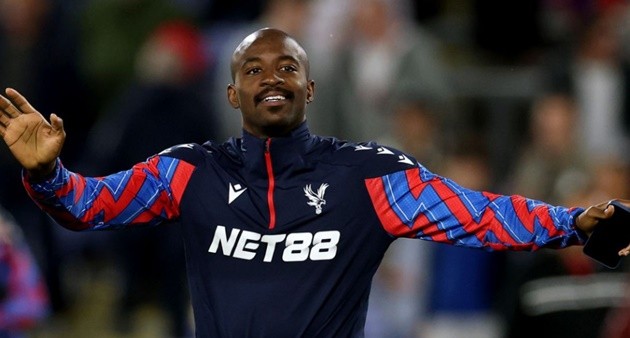 Newcastle nhắm Mateta.