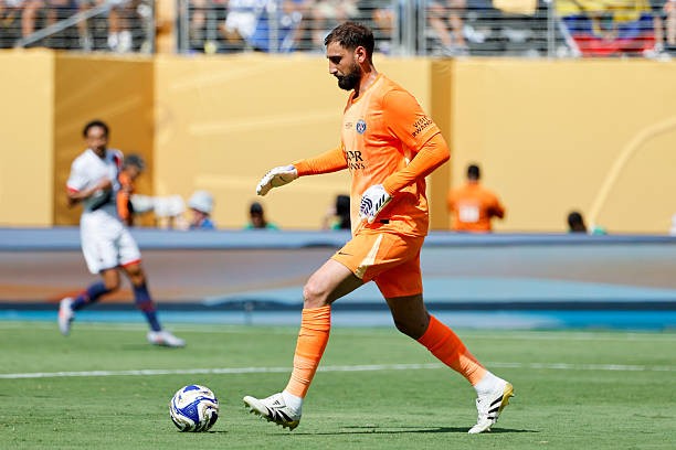 Donnarumma không hoàn toàn phù hợp với Man Utd. 