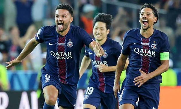 PSG lội ngược dòng thành công nhờ những thay đổi hợp lý.