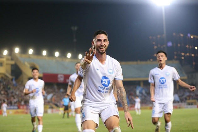 Kevin rất muốn khoác áo tuyển Việt Nam.