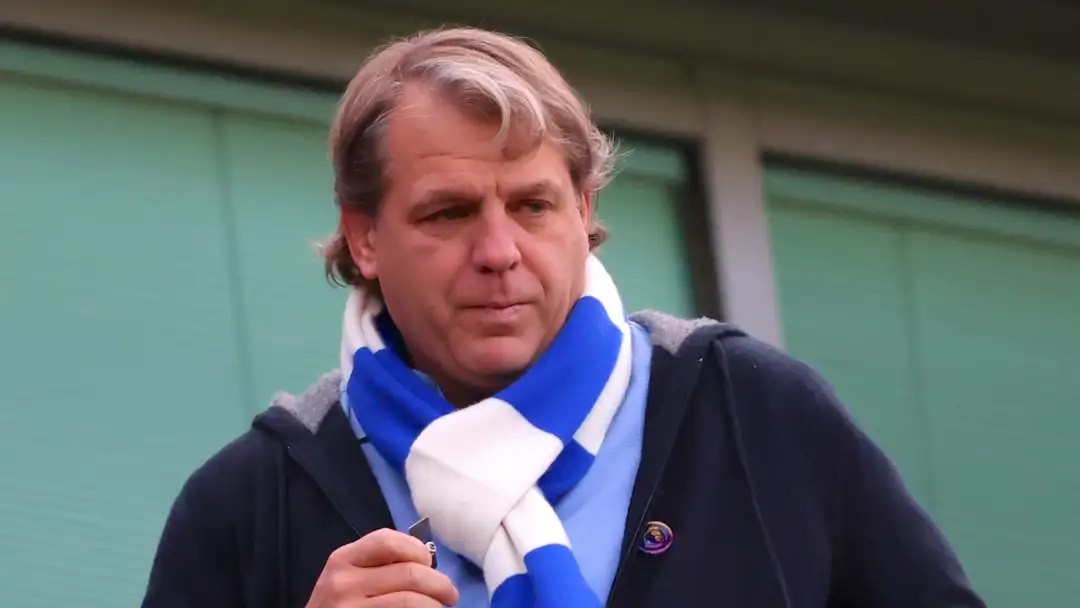 Chelsea gặp khó trong quyết định xây sân mới.