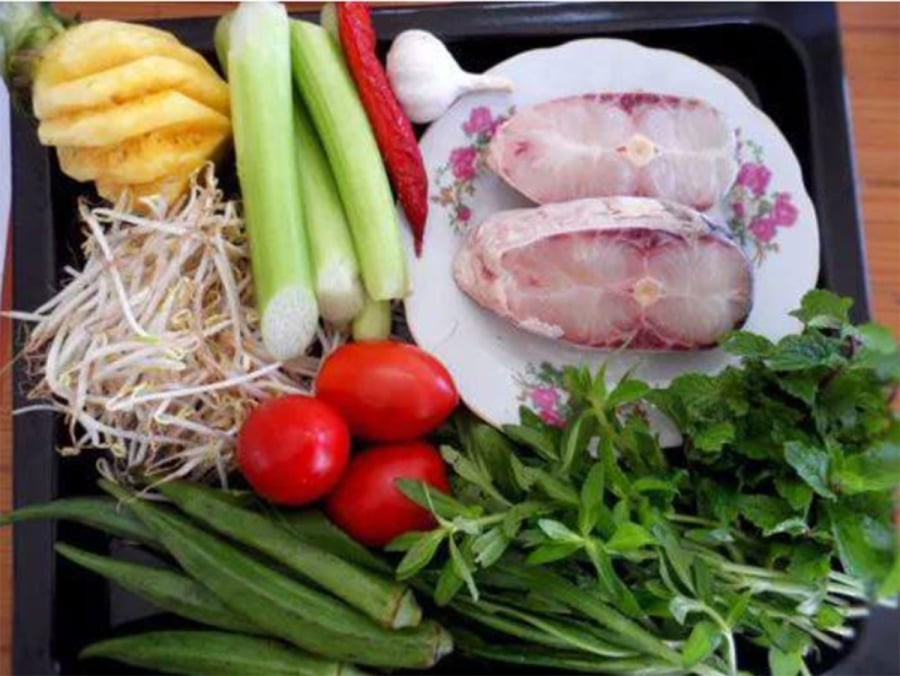 Nấu canh cá nước nóng vẫn tanh: Đầu bếp làm 1 việc nước ngọt, hết tanh ngay