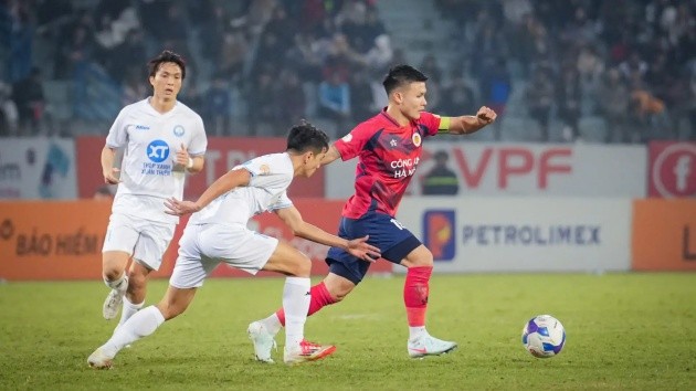 Cơ hội để Nam Định, CAHN chạm trán Ronaldo là không cao.