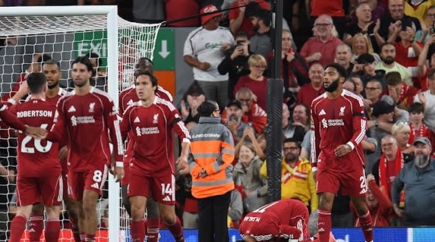 Liverpool có thắng lợi đầu tay ấn tượng.
