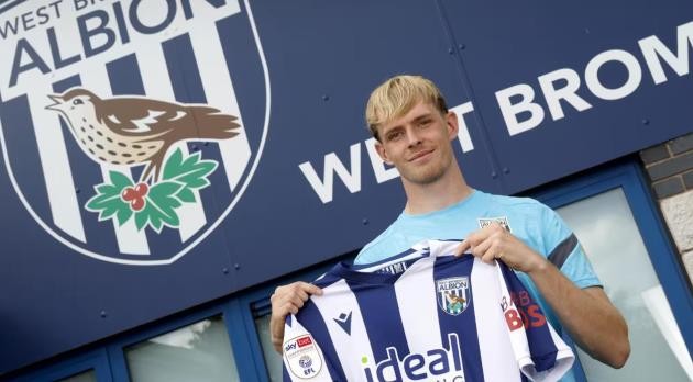 Collyer được cho mượn ở West Brom.