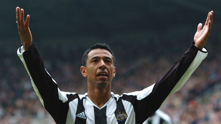 Nolberto Solano vừa được bổ nhiệm làm HLV của Pakistan.