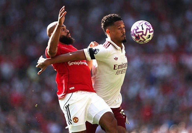 William Saliba (7.8): Có chút khởi đầu lúng túng nhưng nhanh chóng lấy lại sự chắc chắn. Góp công lớn trong bàn mở tỷ số và có nhiều pha cản phá chuẩn xác cuối trận.
