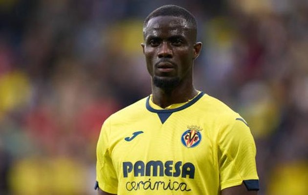 Eric Bailly chuẩn bị chuyển tới Oviedo.
