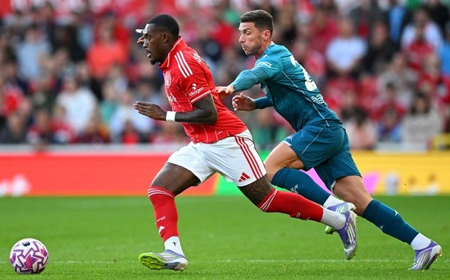 Hudson-Odoi chuẩn bị gia hạn với Forest.