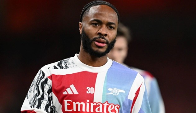 Chelsea đang tìm cách để thanh lý Sterling. 