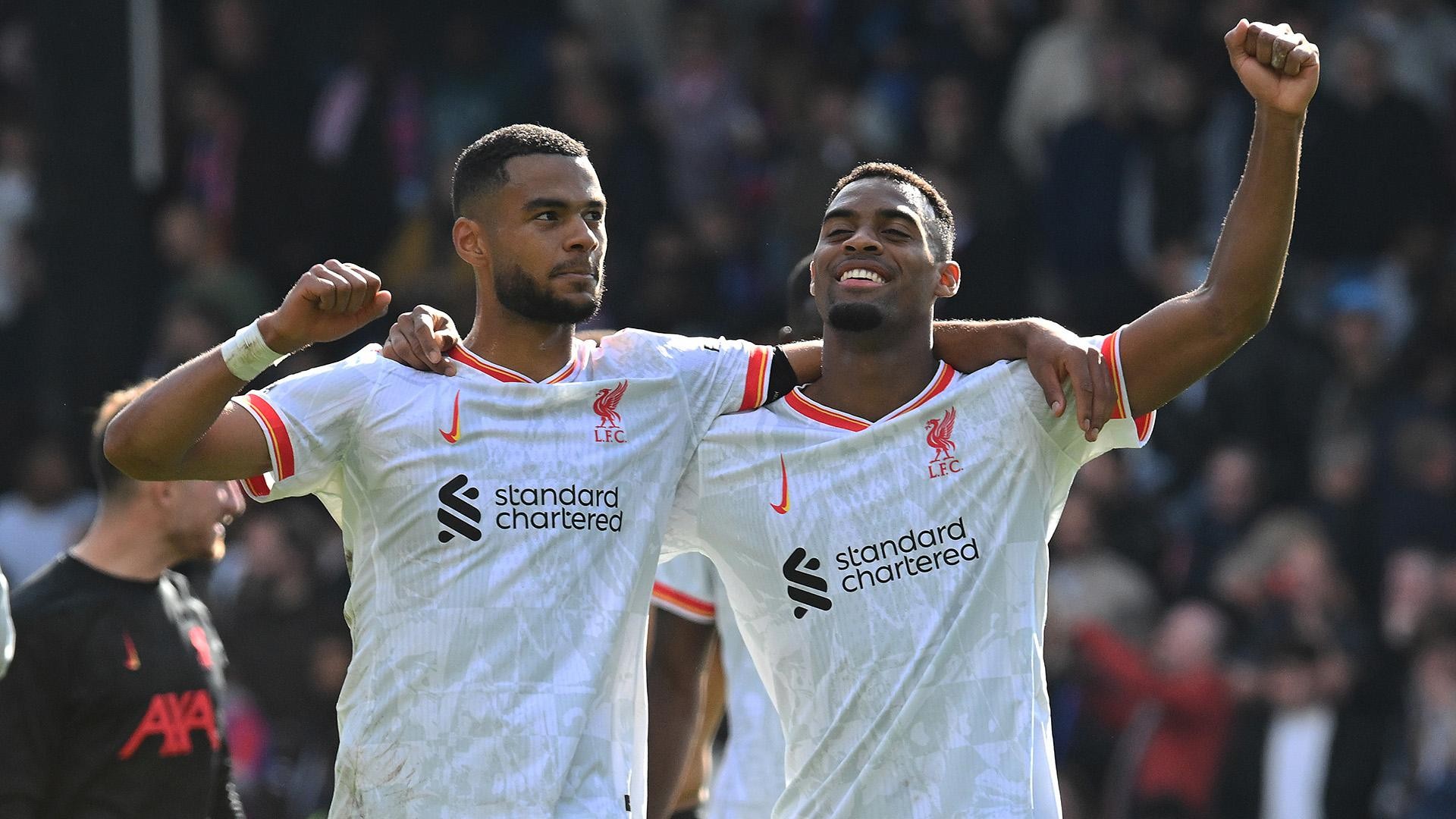 Việc có nhiều cầu thủ đa năng đã mang lại thành công cho Liverpool