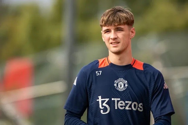 Jack Fletcher đã gây ấn tượng mạnh ở đội trẻ.