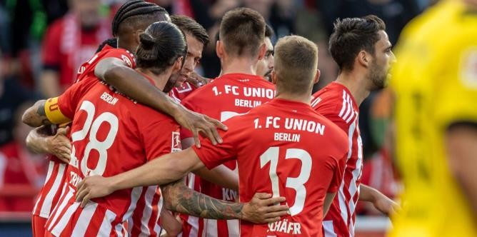 Union Berlin (Vị trí 13 mùa trước)