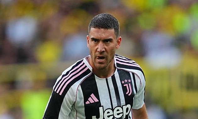 Dusan Vlahovic đang