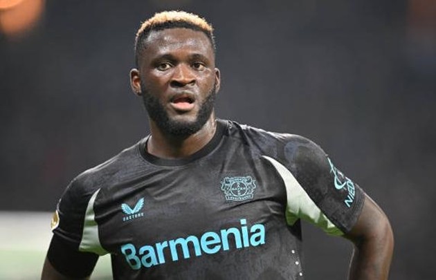 AC Milan chuẩn bị mượn thành công Viktor Boniface.