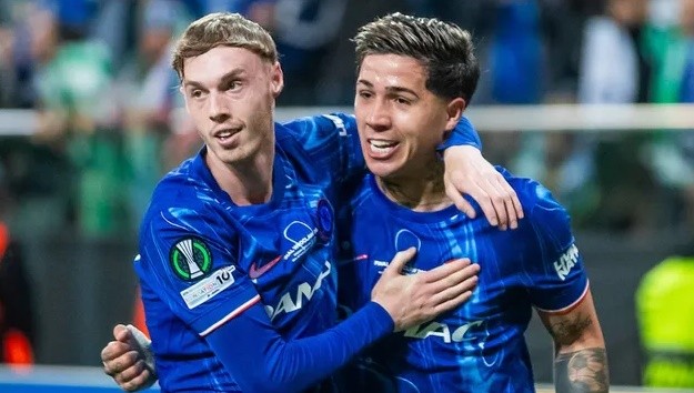 Bộ đôi Enzo và Cole Palmer đóng vai trò quan trọng trong cách vận hành lối chơi của Chelsea.