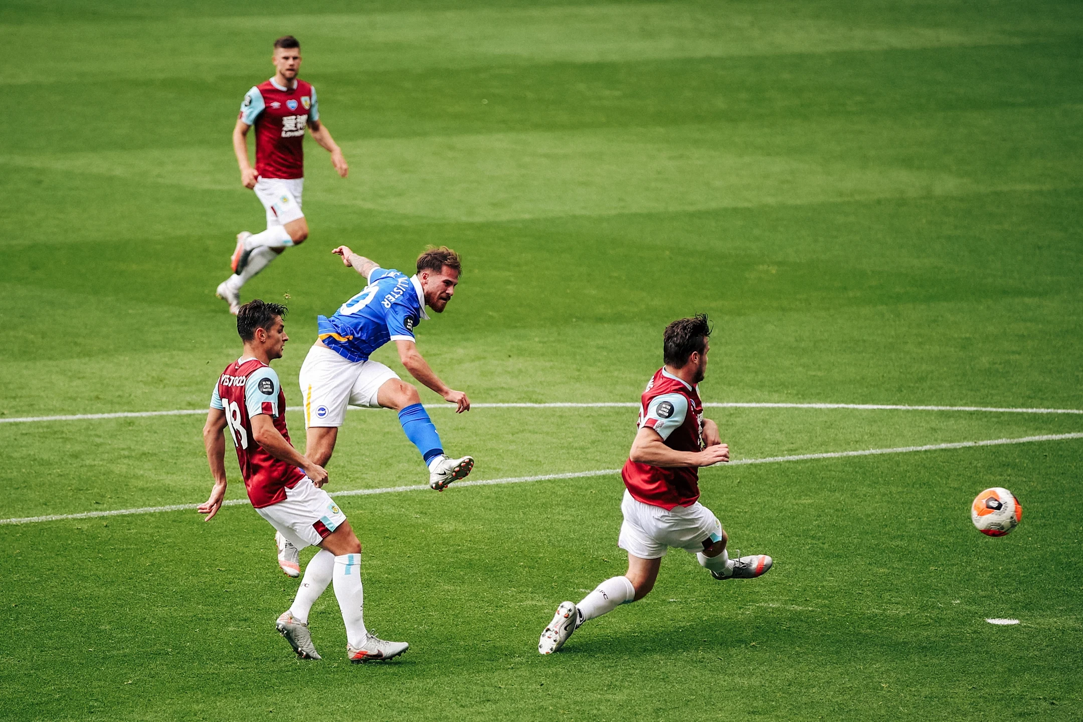 Cầu thủ người Argentina tỏa sáng, hướng đến mục tiêu tham dự World Cup