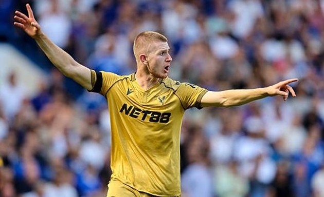 Adam Wharton lọt vào tầm ngắm của Real Madrid.