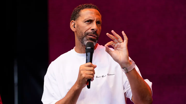 Rio Ferdinand lên tiếng về một bài viết so sánh mình và Leny Yoro.