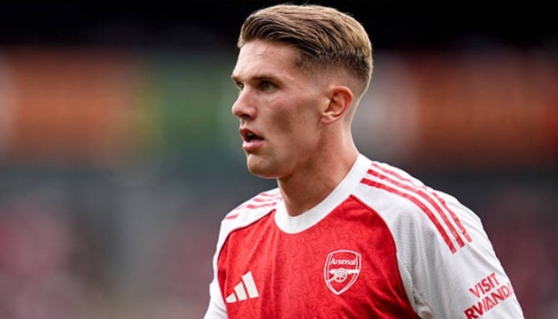 Viktor Gyokeres – 9.3/10  Cuối cùng cũng giải tỏa được áp lực! Anh có một pha đi bóng cắt vào trong và dứt điểm lạnh lùng để ghi bàn thắng đầu tiên trong màu áo Arsenal, bù đắp cho cú sút vội vàng đáng tiếc trong hiệp một. Hoàn tất cú đúp với quả phạt đền đầy uy lực ở cuối trận.