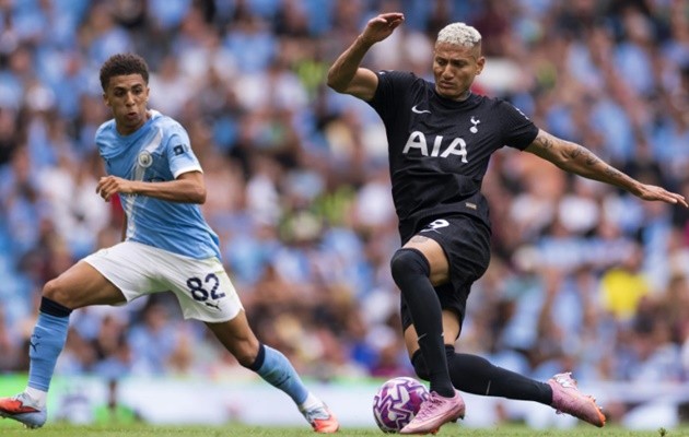 Richarlison một lần nữa chơi ấn tượng.