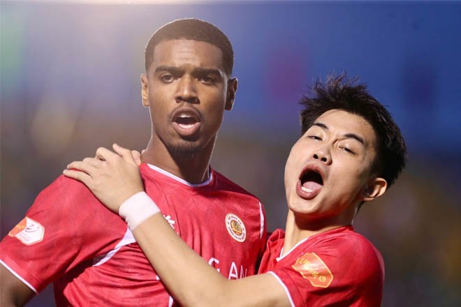 CAHN đánh bại Becamex TP.HCM 3-0.