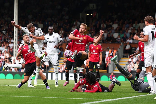 Man Utd vừa trải qua một trận hòa đáng thất vọng. 