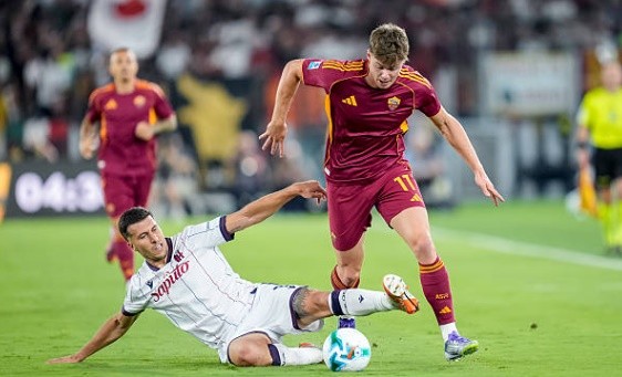 Ferguson mang đến nguồn năng lượng dồi dào cho hàng công Roma.