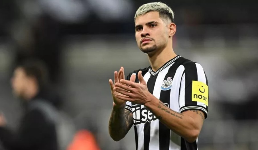 Bruno Guimaraes động viên Newcastle United tiến về phía trước sau thất bại trước Liverpool.