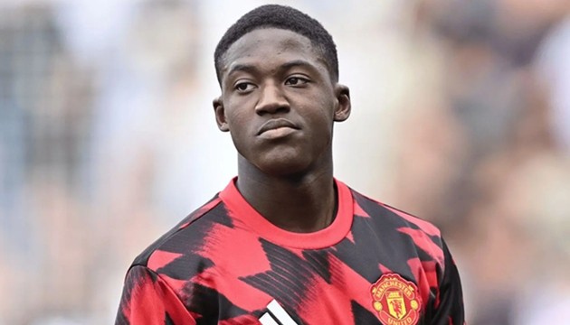 Tương lai Mainoo tại Man United bỗng chốc trở nên mù mịt.