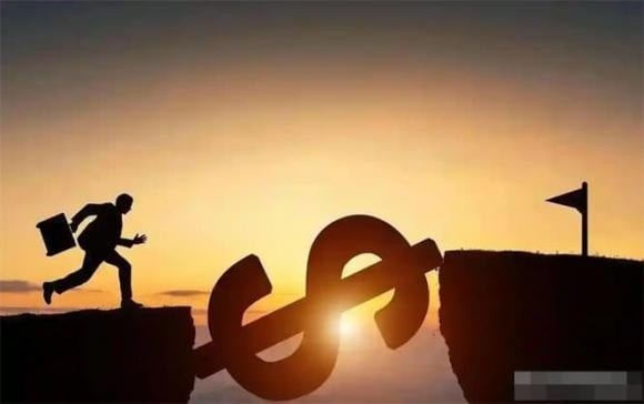 Người đàn ông chăm chút cho mái ấm thường rất chu đáo và nhạy cảm với nhu cầu của người thân.