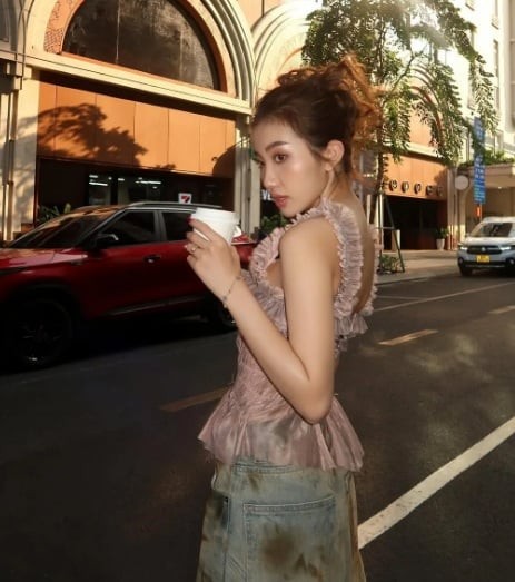 Đây là bộ đôi gắn liền với phong cách trẻ trung, tự do và phóng khoáng. 
