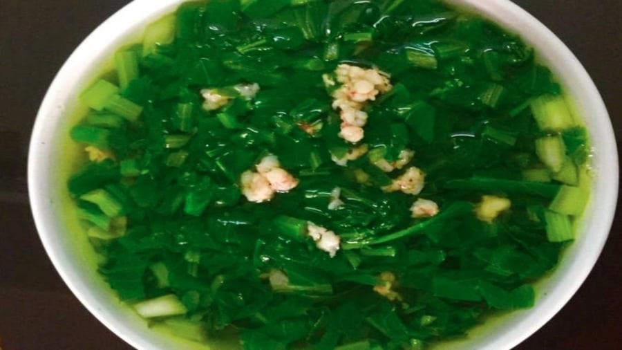 Những người không nên ăn rau cải