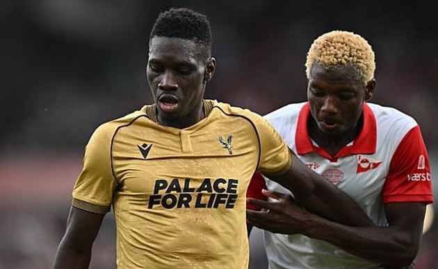 Crystal Palace chính thức giành quyền tham dự Conference League 2025/2026.