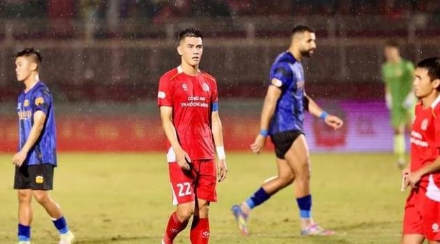 Tiến Linh chơi không tốt trước HAGL.