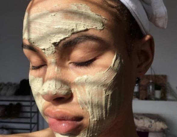 Skinimalism, hay còn gọi là “skin-fasting”, là trào lưu làm đẹp đang nhận được sự quan tâm lớn.