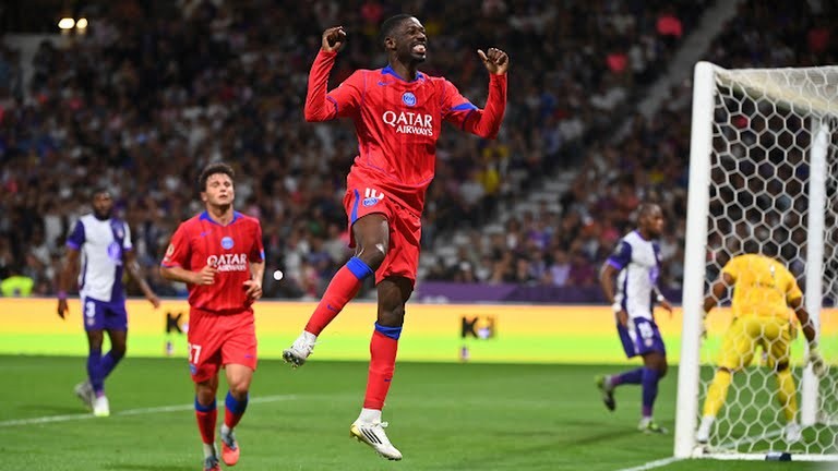 Dembele cũng có được cú đúp.