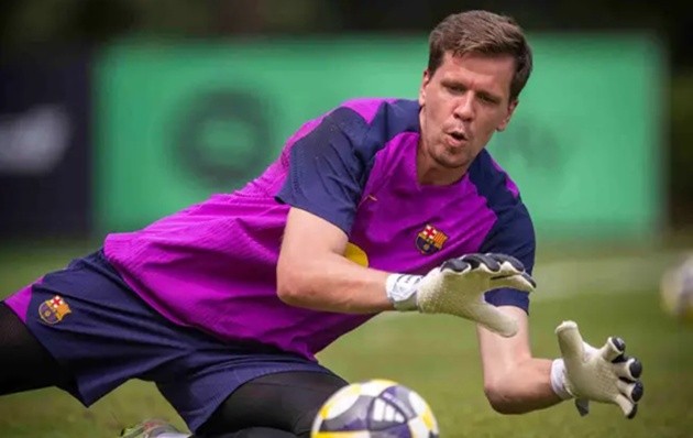 Szczesny sẵn sàng ra sân tại La Liga