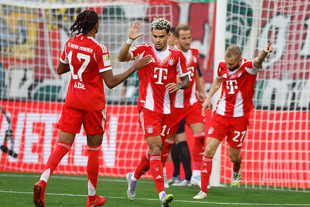 Bayern giành chiến thắng nhọc nhằn. 