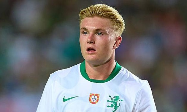 Conrad Harder nằm trong tầm ngắm của Chelsea.