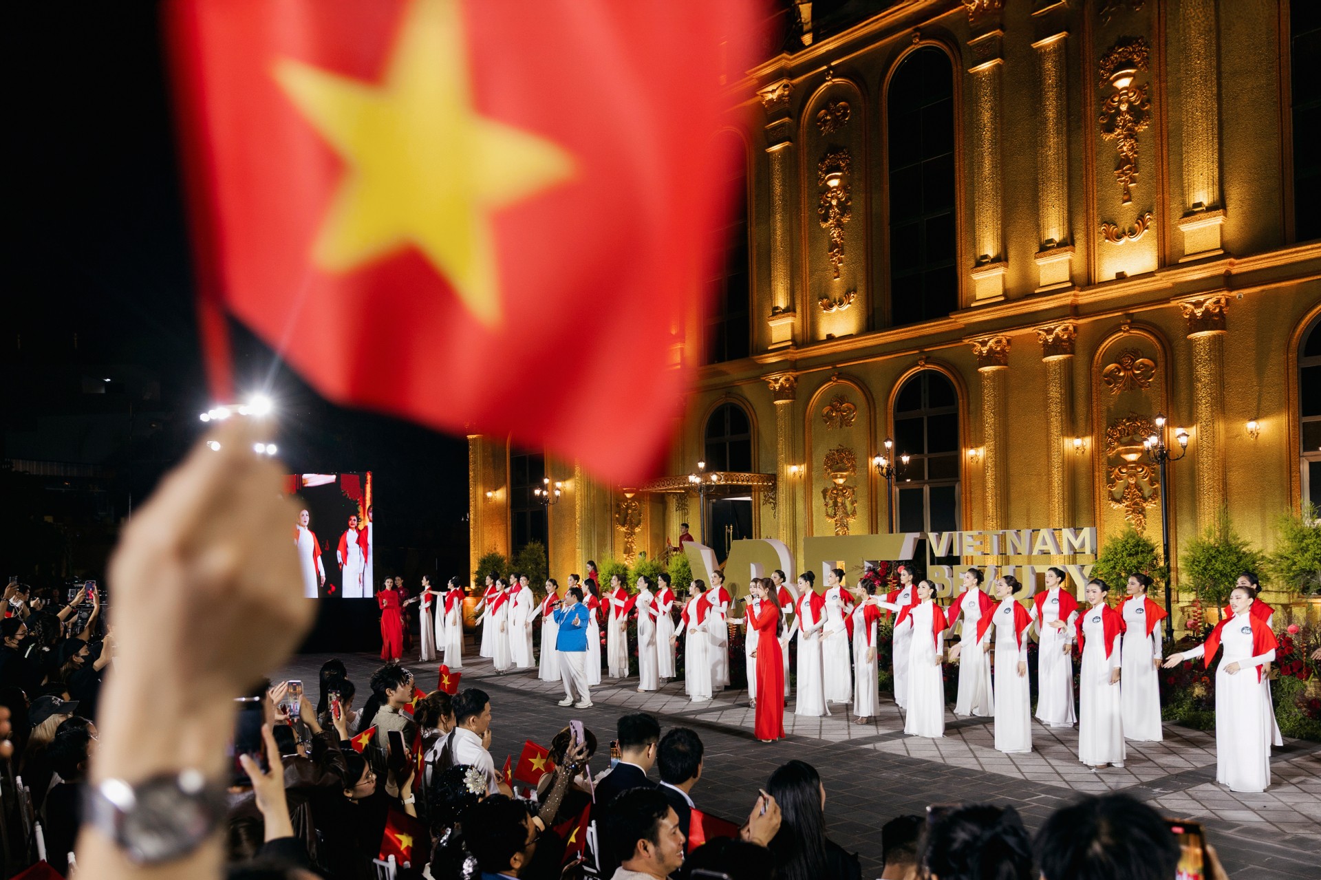 GIAI ĐIỆU TỰ HÀO (1)