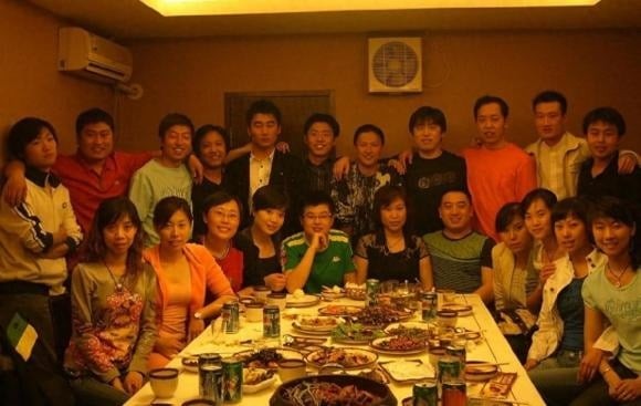 Đây là nhóm “cá biệt” ngày xưa, thường nằm trong top điểm số thấp. Thế nhưng, sau khi ra trường, nhờ sự nỗ lực và khéo léo, họ đã gặt hái thành công trong công việc, có thu nhập ổn định.