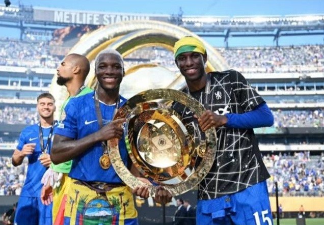  Caicedo và Jackson đến Chelsea cùng mùa hè.