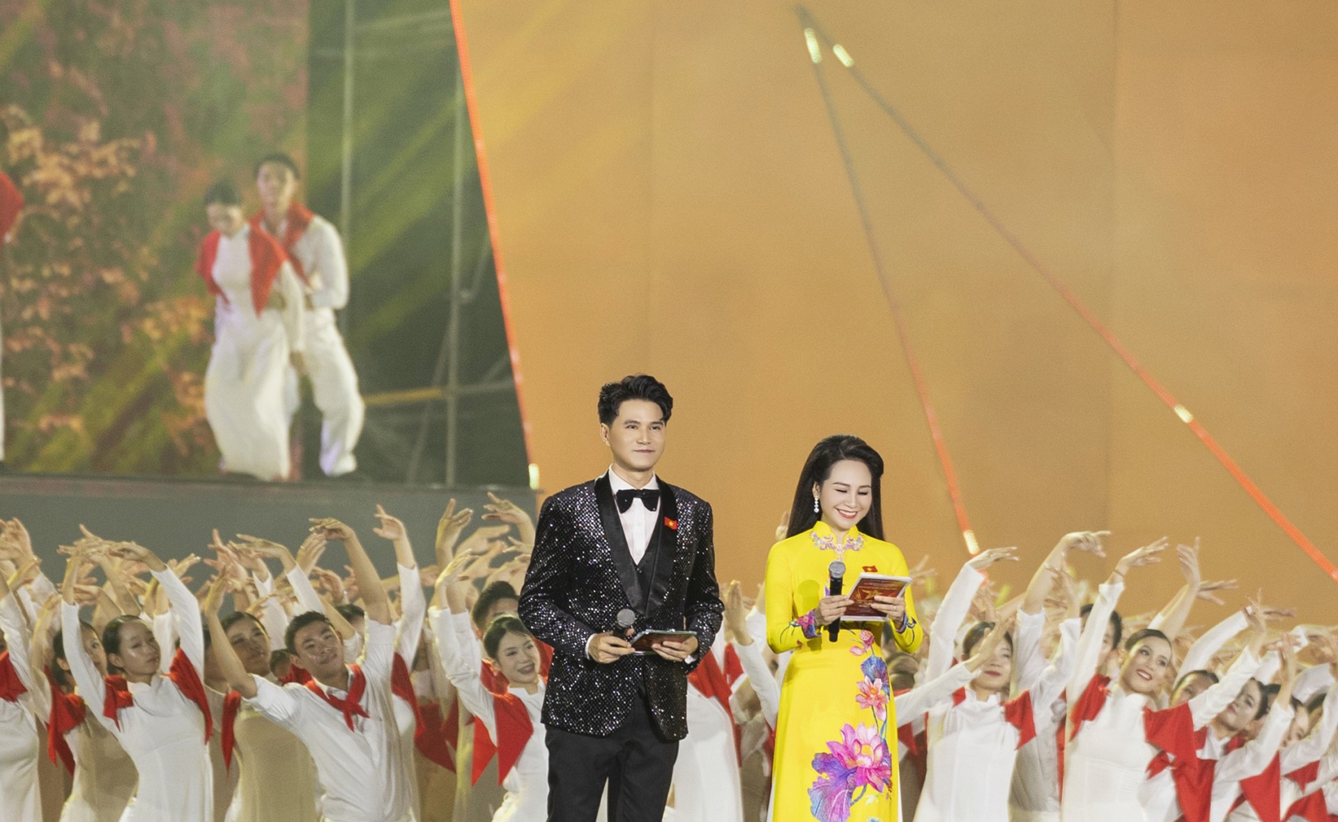 Concert Quốc Gia Đặc Biệt 10